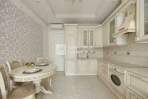 Продается 2-комнатная квартира