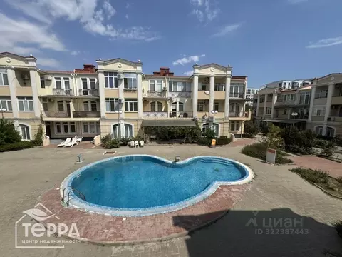 2-к кв. Крым, Евпатория просп. Ленина, 19 (82.0 м)