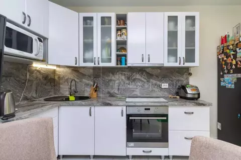 2-к кв. Тюменская область, Тюмень ул. Константина Посьета, 16 (60.6 м)