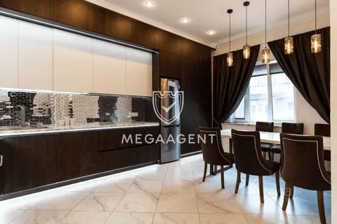 Таунхаус, 271 м