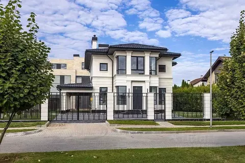 Дом в Московская область, Истра муниципальный округ, д. Покровское ...