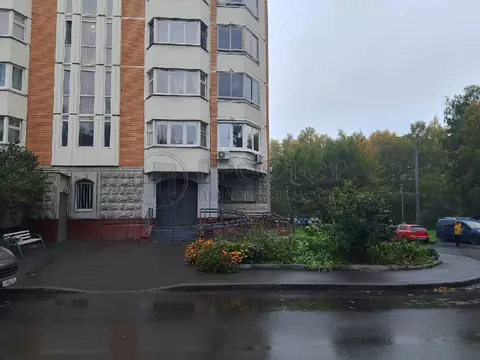 Продается 3-комнатная квартира