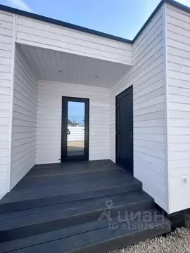 Дом в Крым, Сакский район, Новофедоровка пгт ул. Светлая, 22 (80 м)