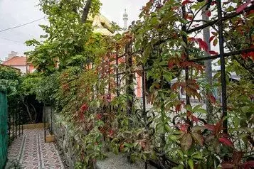 2-к кв. Крым, Ялта ул. Толстого, 10 (61.0 м)