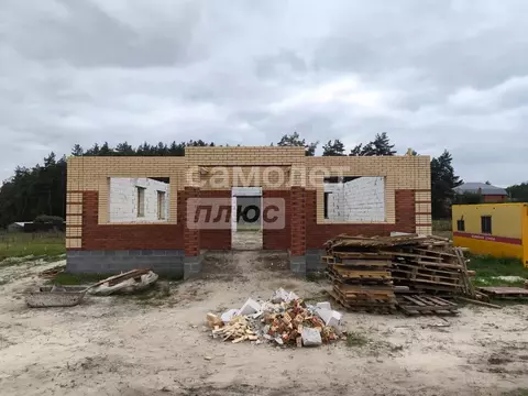 Дом в Курская область, Октябрьский район, Черницынский сельсовет, с. ...