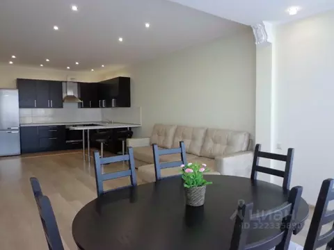 3-к кв. Омская область, Омск ул. 10 лет Октября, 43 (135.0 м)