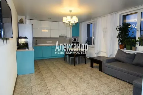 3-к кв. Ленинградская область, Мурино Всеволожский район, ул. ...