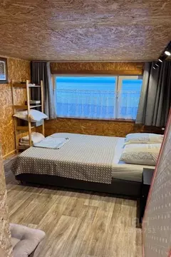 Дом в Иркутская область, Иркутский муниципальный округ, Листвянка рп ...