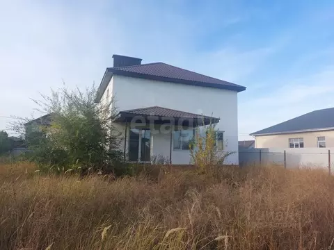 Дом в Саратовская область, Энгельс ул. Шелковичная, 100 (200 м)