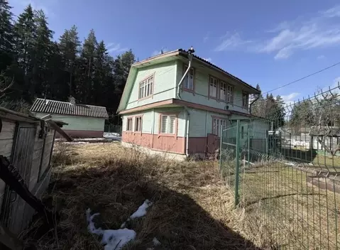 Дом в Ленинградская область, Выборгский район, Рощинское городское ...