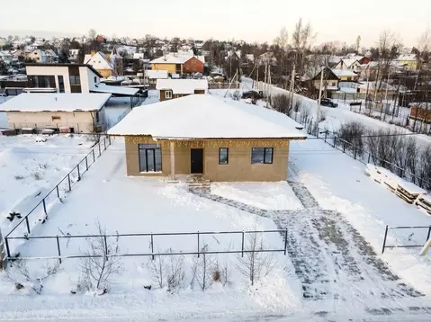 Дом в Ленинградская область, Ломоносовский район, Пениковское с/пос, ...