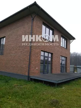 Дом в Московская область, городской округ Серпухов, деревня Старые ...