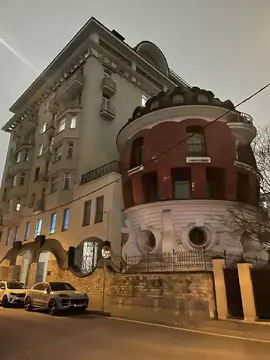 Продается 3-комнатная квартира