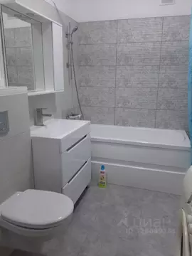 1-к кв. Краснодарский край, Ейск ул. Свободы, 38/2 (58.0 м)