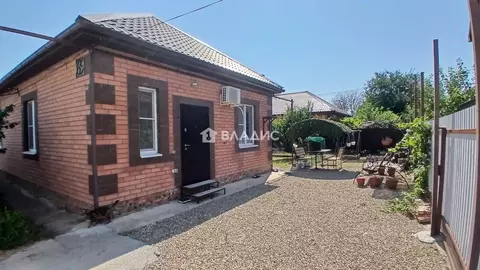 Дом в Краснодарский край, Ейское городское поселение, пос. ...