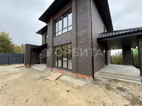 Дом в Тюменская область, Тюмень Комарово мкр,  (295 м)