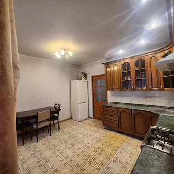 3-к кв. Ростовская область, Ростов-на-Дону, Нахичевань ул. Налбандяна, ...