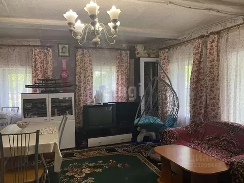 Дом в Калужская область, Город Калуга городской округ, с. Росва ул. ...