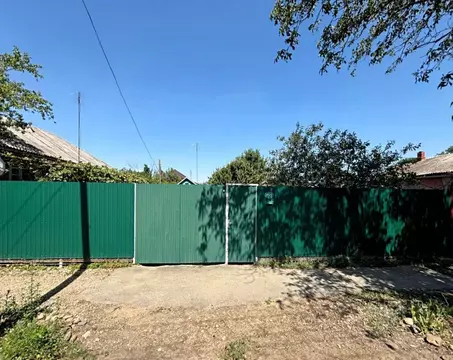 Участок в Краснодарский край, Армавир ул. Поветкина, 155 (8.0 сот.)