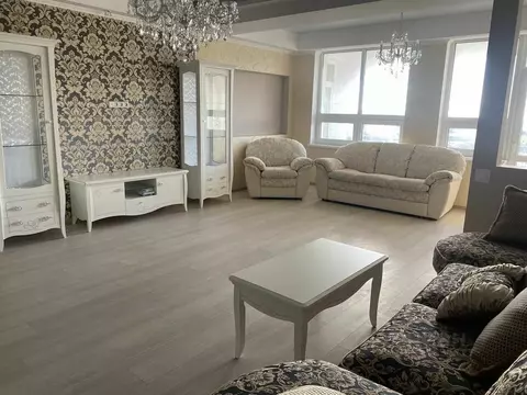 3-к кв. Крым, Ялта ул. Свердлова, 48Ак6 (110.0 м)