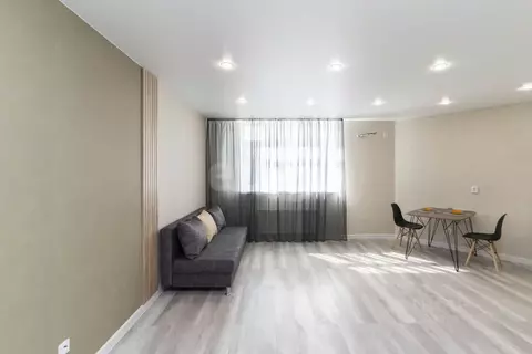 Студия Тюменская область, Тюмень ул. Первооткрывателей, 10 (38.6 м)