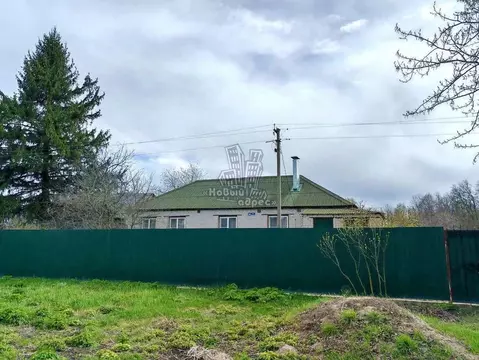 Дом в Воронежская область, Верхнехавский район, с. Большая Приваловка ...