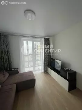 Квартира-студия: Екатеринбург, жилой район Уктус, микрорайон Светлый, ...