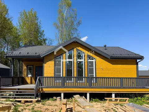 Дом в Московская область, Дмитровский муниципальный округ, Изумрудный ...