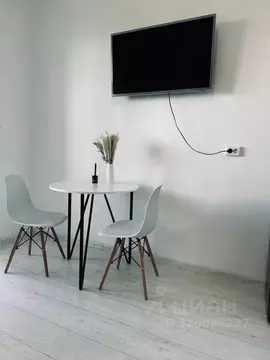 Студия Ханты-Мансийский АО, Пыть-Ях ул. Первопроходцев, 2 (28.0 м)