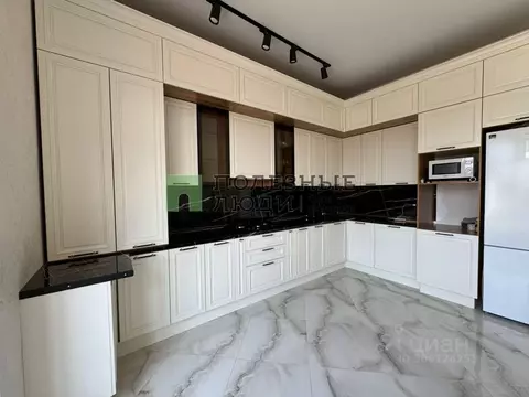 Коттедж в Астраханская область, Астрахань ул. 1-я Котельная, 58 (233 ...