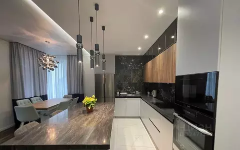 3-к кв. Краснодарский край, Краснодар ул. Совхозная, 1к2 (200.0 м)