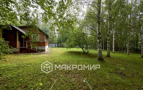 Дом в Ленинградская область, Приозерский район, пос. Мичуринское ул. ...