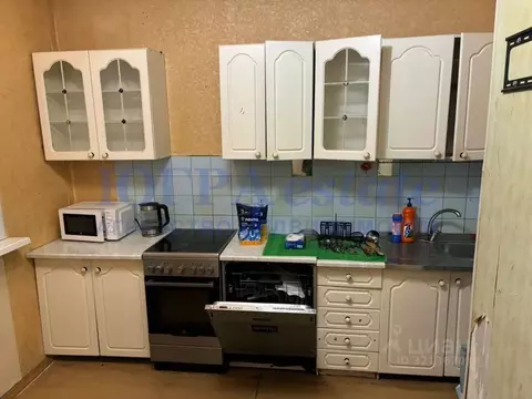 2-к кв. Ханты-Мансийский АО, Нижневартовск ул. 60 лет Октября, 70 ...