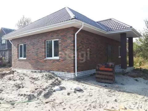Дом в Брянская область, Брянский район, Снежское с/пос, с. Толмачево, ...