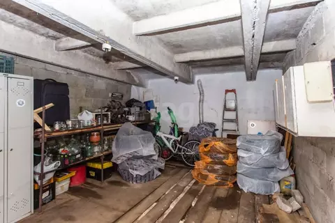 Гараж в Тюменская область, Тобольск Рощинский пер., 68В (22 м)