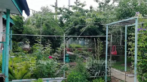 Дом в Волгоградская область, Светлоярский район, Червленовское с/пос, ...