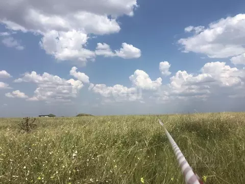 Участок в Крым, Сакский район, Суворовское с/пос, с. Каменоломня ул. ...