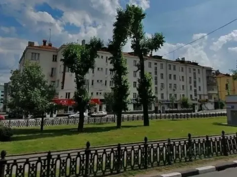 Торговая площадь в Москва Автозаводская ул., 17К1 (158 м)