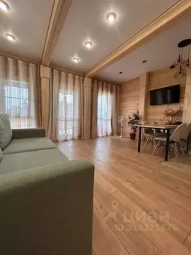 Дом в Челябинская область, Чебаркульский муниципальный округ, с. ...