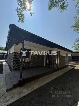 Дом в Крым, Симферопольский район, Добровское с/пос, с. Краснолесье ...