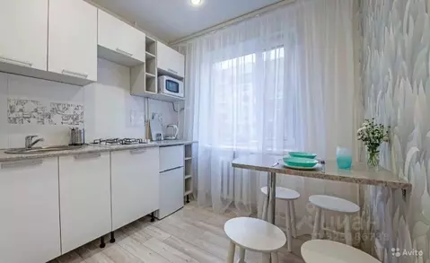 1-к кв. Псковская область, Псков Петровская ул., 12 (28.0 м)