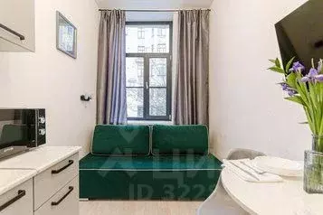 1-к кв. Санкт-Петербург 10-я Васильевского острова линия, 5/37 (12.0 ...