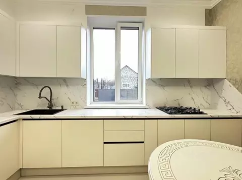 Коттедж в Москва д. Десна, ул. Рябиновая, 46 (250 м)