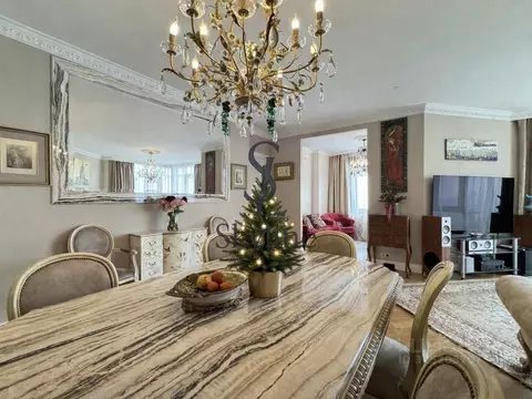 5-к кв. Москва Мосфильмовская ул., 70к2 (145.0 м)