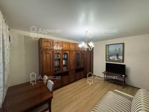 2-к кв. Волгоградская область, Волгоград ул. 8-й Воздушной Армии, 44 ...