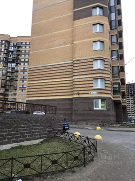 Гараж в Ленинградская область, Мурино Всеволожский район, ул. Шоссе в ...