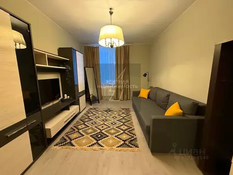 3-к кв. Санкт-Петербург Малая Митрофаньевская ул., 8к1 (82.0 м)