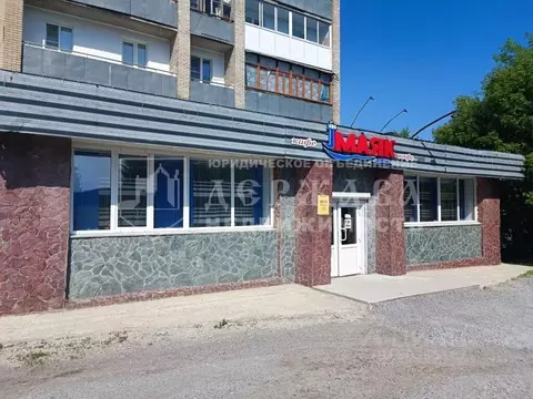 Помещение свободного назначения в Кемеровская область, Яшкино пгт ул. ...