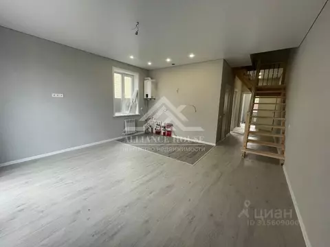 Дом в Татарстан, Пестречинский район, Богородское с/пос, д. Куюки ул. ...