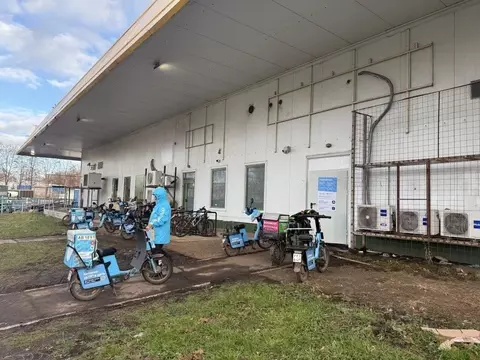 Торговая площадь в Москва Лобненская ул., 14 (252 м)